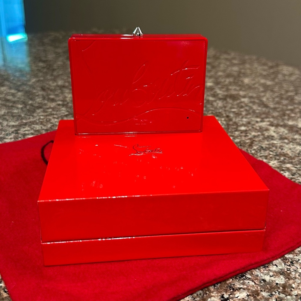 LOUBOUTIN ♥️ Christian Louboutin Red Studded Case WITH DUSTBAG - Picture 5 of 8